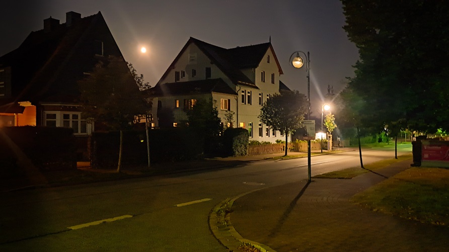 Moon over Blechleppel